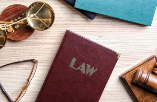 1700723871586734.png 律师1.png