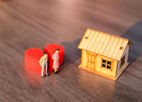 冠领律师以证据破局，助女方在离婚调解中如愿取得抚养权及半壁家园-1