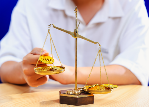 债务人家中有房却不分割阻碍执行，冠领律师通过代位析产助债权人锁定执行财产-1