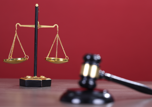 前妹夫低价租房且解约后强占不还,冠领律师助力上海房东要回房屋及占有费-2 前妹夫低价租房且解约后强占不还,冠领律师助力上海房东要回房屋及占有费-2