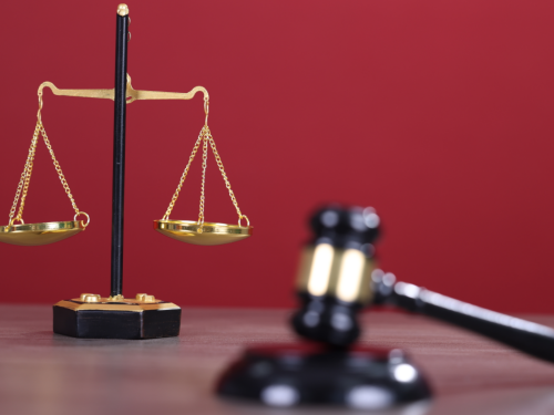 信用卡被朋友用至逾期不还还遭反诉，冠领律师帮助女子胜诉锁定20万元债权-2