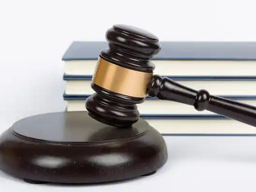 冠领律师担任广东广州掩饰、隐瞒犯罪所得罪案辩护人,委托人量刑从5年降至10个月-1 冠领律师担任广东广州掩饰、隐瞒犯罪所得罪案辩护人,委托人量刑从5年降至10个月-1