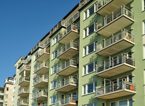 女子在广州因与涉案人员有关联被卷入其中,冠领律师精准辩护助其免于被批捕-1 女子在广州因与涉案人员有关联被卷入其中,冠领律师精准辩护助其免于被批捕-1