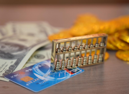 亲戚借款返还部分利息后失联，冠领律师巧用调解助七旬老人确认70万债权-1