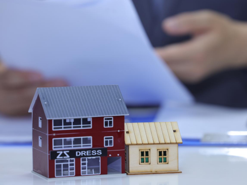 七旬老人122万买回迁房指标项目停滞，冠领律师助其追回购房款及利息-1