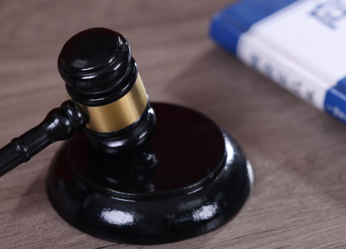 委托人开餐厅误入商标陷阱，冠领律师以违约为切入点助其拿回16万-2