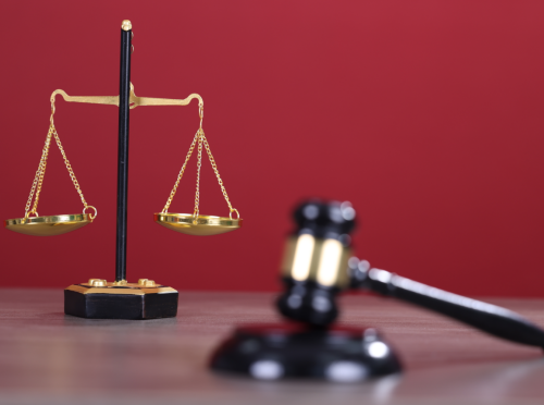 房屋被弟弟一家占用二十载维权难,冠领律师寻证破局助男子两审连胜拿回房屋-2 房屋被弟弟一家占用二十载维权难,冠领律师寻证破局助男子两审连胜拿回房屋-2