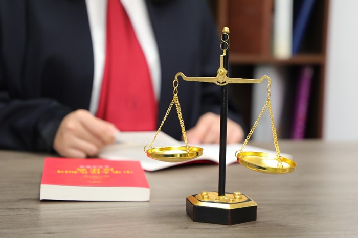 冠领律师代理深圳涉嫌诈骗罪案,梳理事实推动检察机关作出不予批捕决定 冠领律师代理深圳涉嫌诈骗罪案,梳理事实推动检察机关作出不予批捕决定